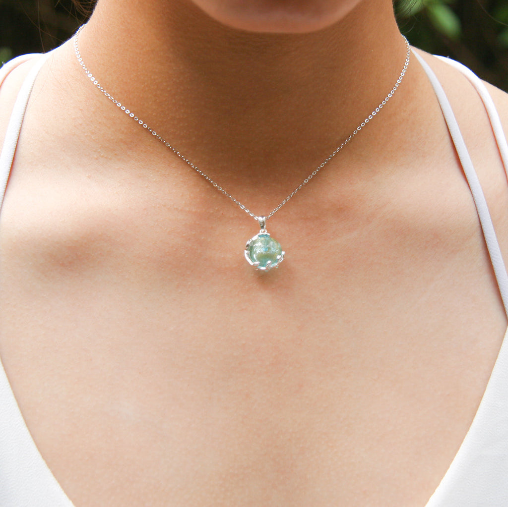 Aroma Diffuser Necklace Gift Box – Light Blue