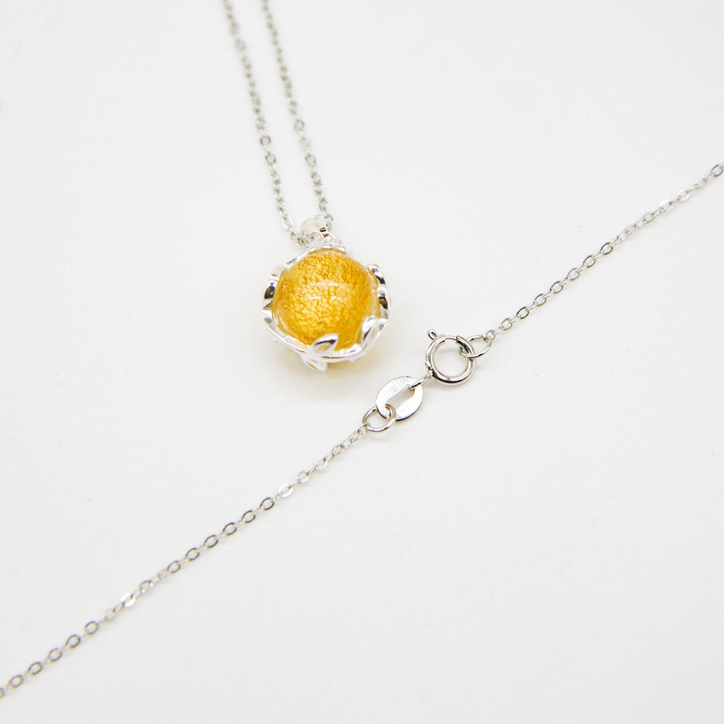Aroma Diffuser Necklace Gift Box – Golden Yellow